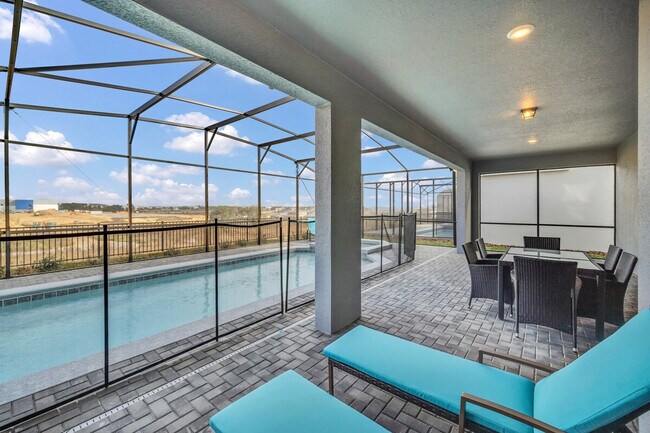 Building Photo - 2130 Lelani Cir