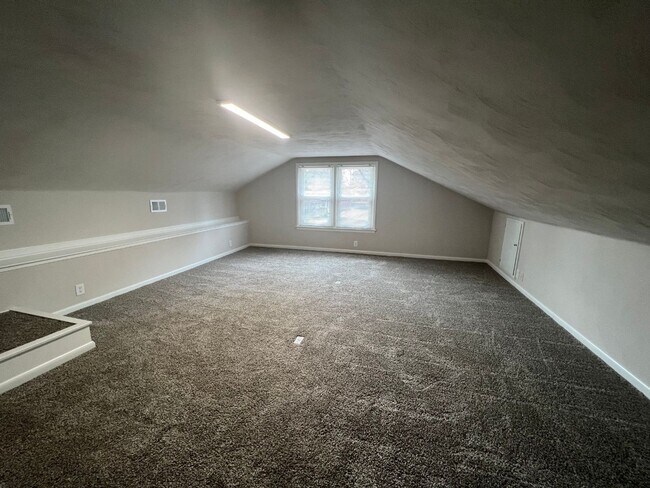 Building Photo - 5 Dunwoody Cir