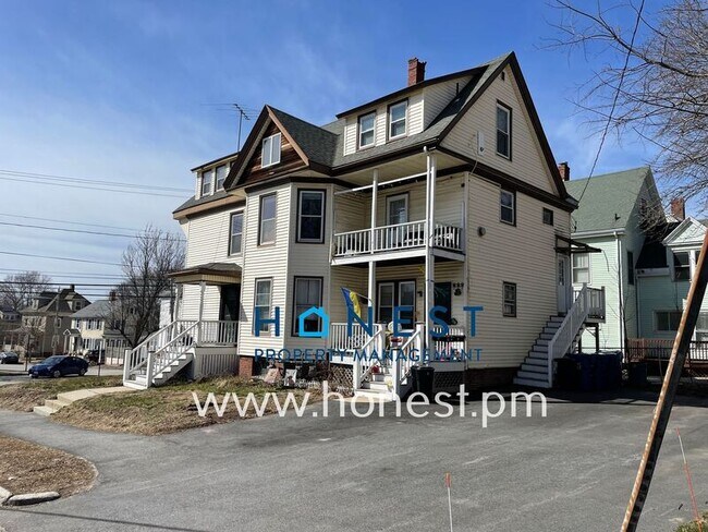 Building Photo - 103 Rackleff St