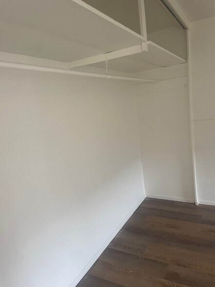 Building Photo - 1146 1st St