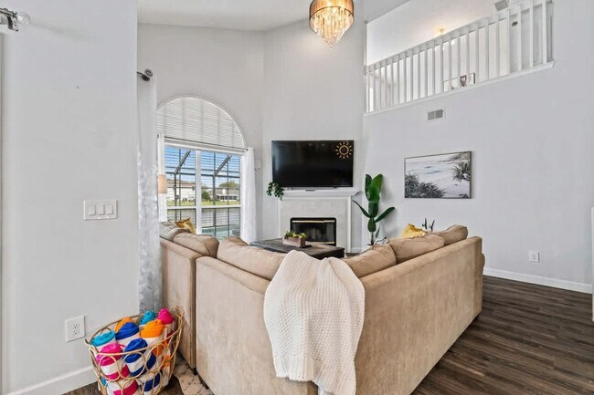 Building Photo - 1651 Hawkins Cove Dr W