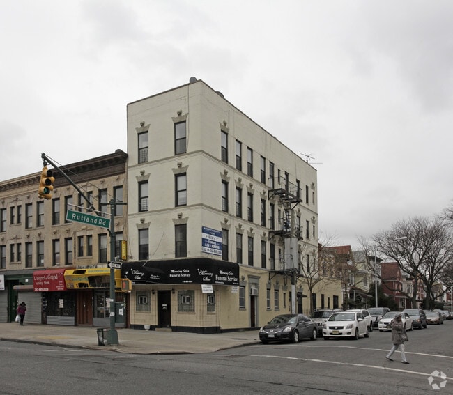 Primary Photo - 1152 Nostrand Ave