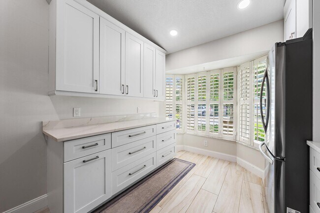 Building Photo - 11139 SE Sea Pines Cir