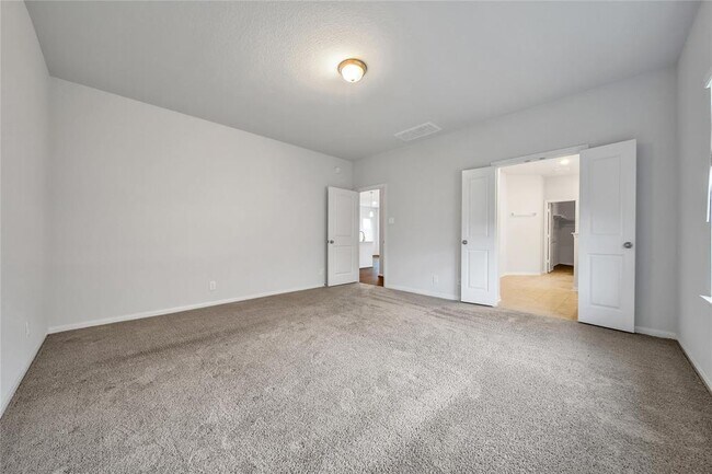 Building Photo - 20975 New Proper Dr