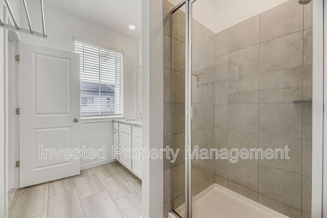 Building Photo - 7488 W Pacific Ln