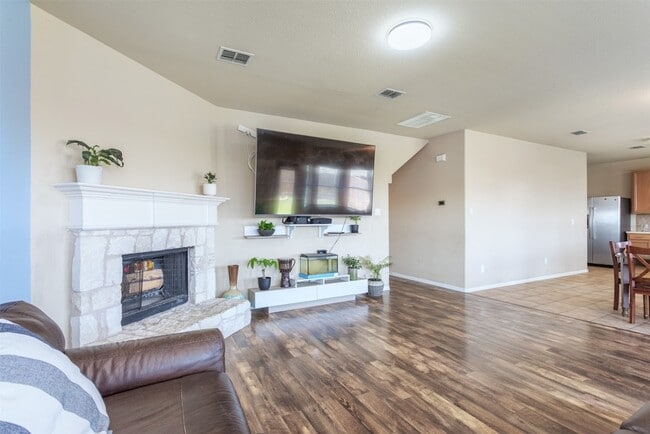 Building Photo - 14504 Eaglemont Dr