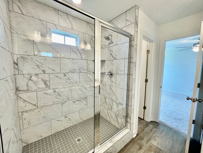 Building Photo - Practically New & Available NOW! Americana...