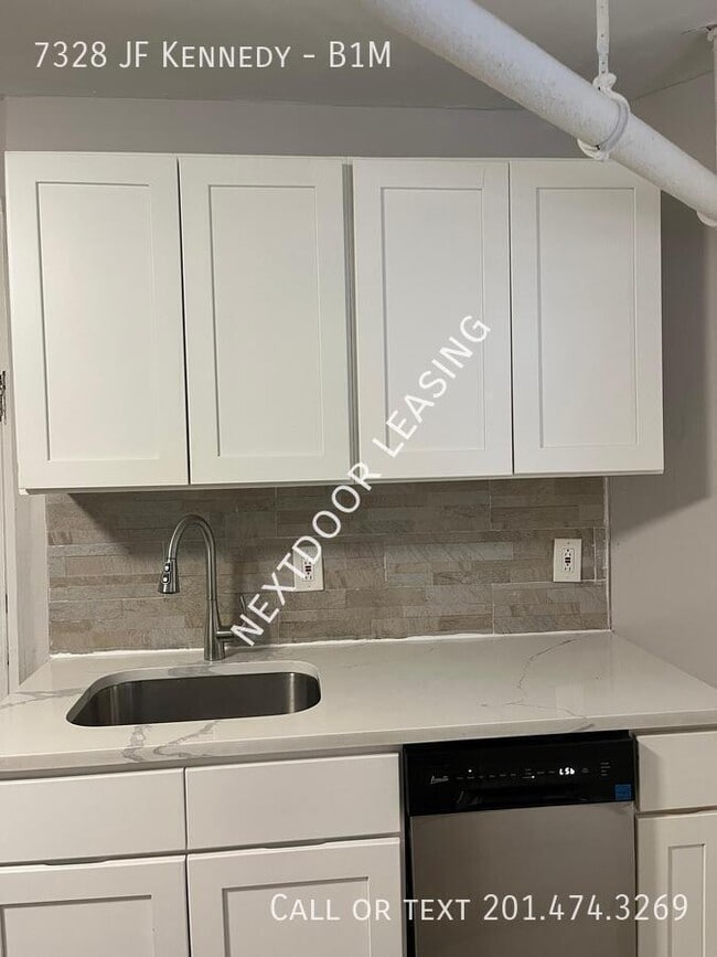 Building Photo - 7328 John F. Kennedy Blvd