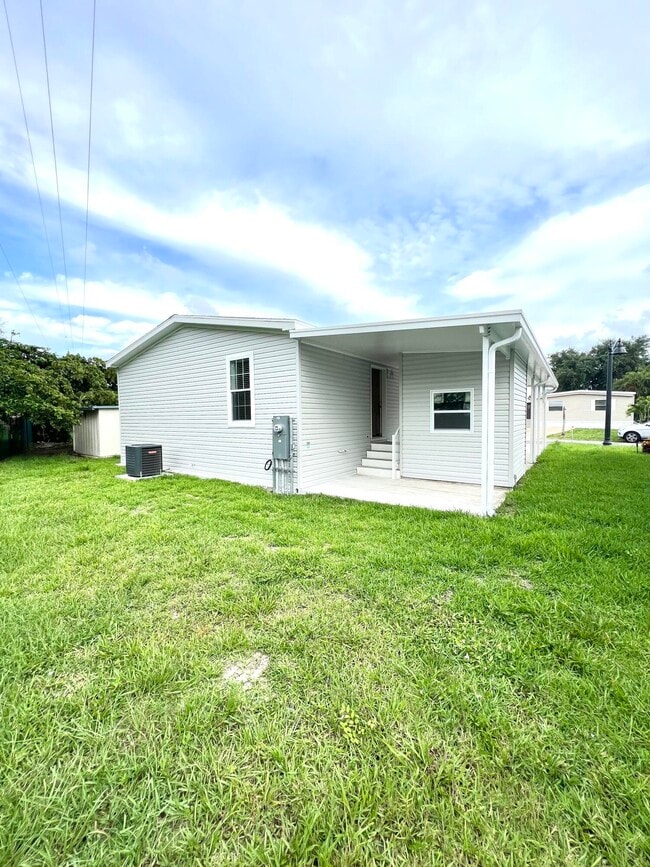 Building Photo - 4099 74th Rd N