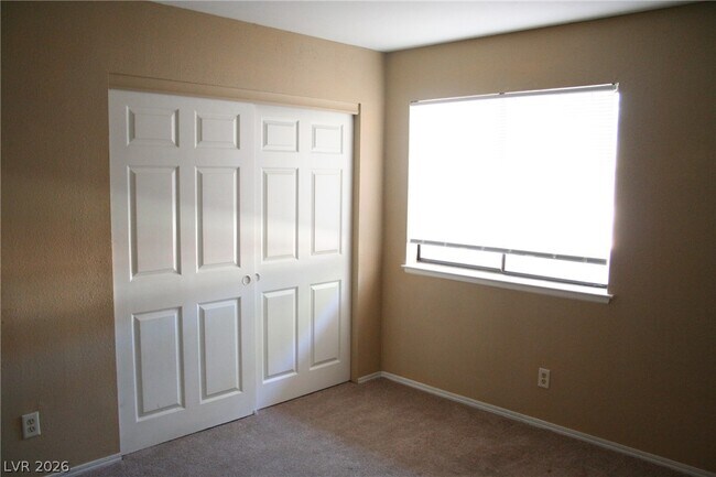 Building Photo - 2894 Lilac Ct