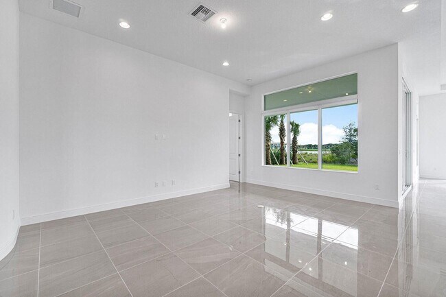 Building Photo - 4202 Mendel Ln