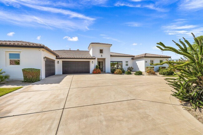 Building Photo - 49636 Constitution Dr