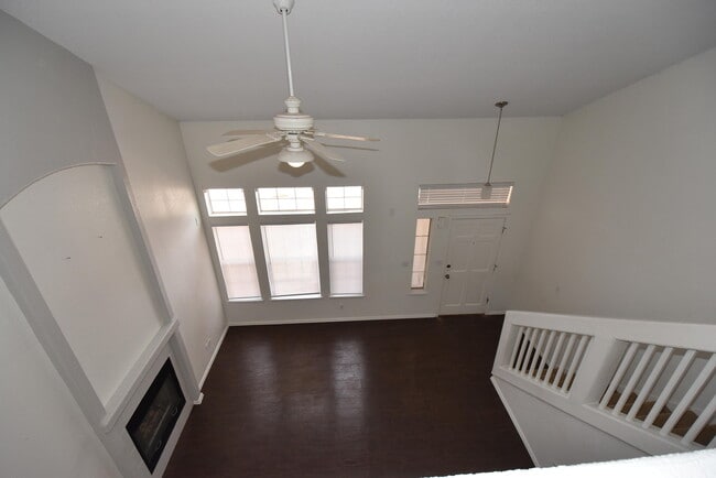 Building Photo - 10893 Alfredo Vasquez Pl