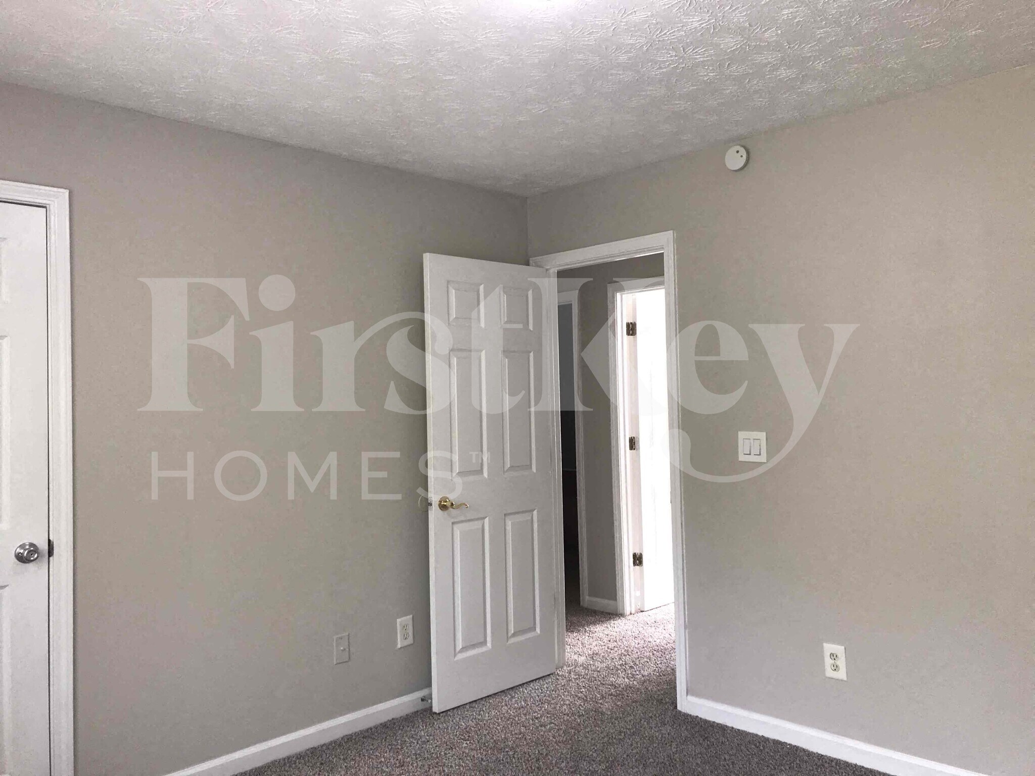 Building Photo - 3955 Medlock Pk Dr