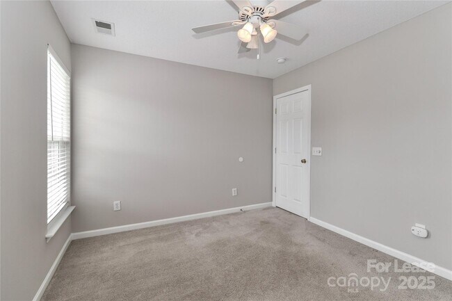Building Photo - 109 Pleasant Grove Ln