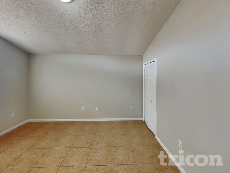 Building Photo - 12617 Parkbury Dr