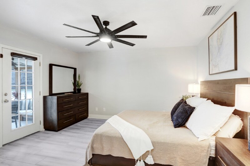 Building Photo - 3122 W Grace St