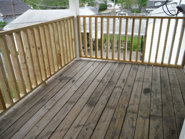 SHARED BACK DECK - 116 S G St