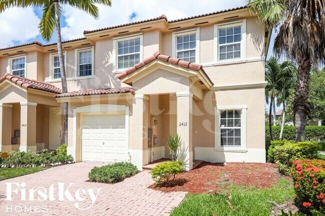 Building Photo - 2412 NE 41st Pl