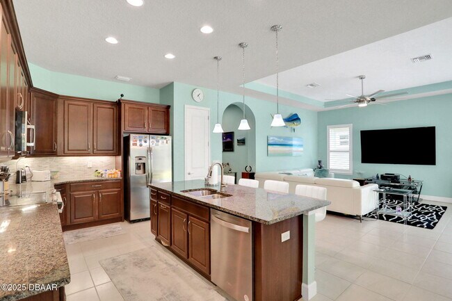 Building Photo - 116 Cerise Ct