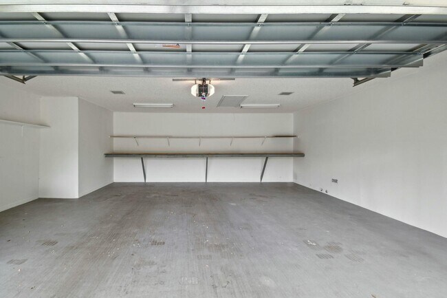 Building Photo - 2576 Muirfield Ct