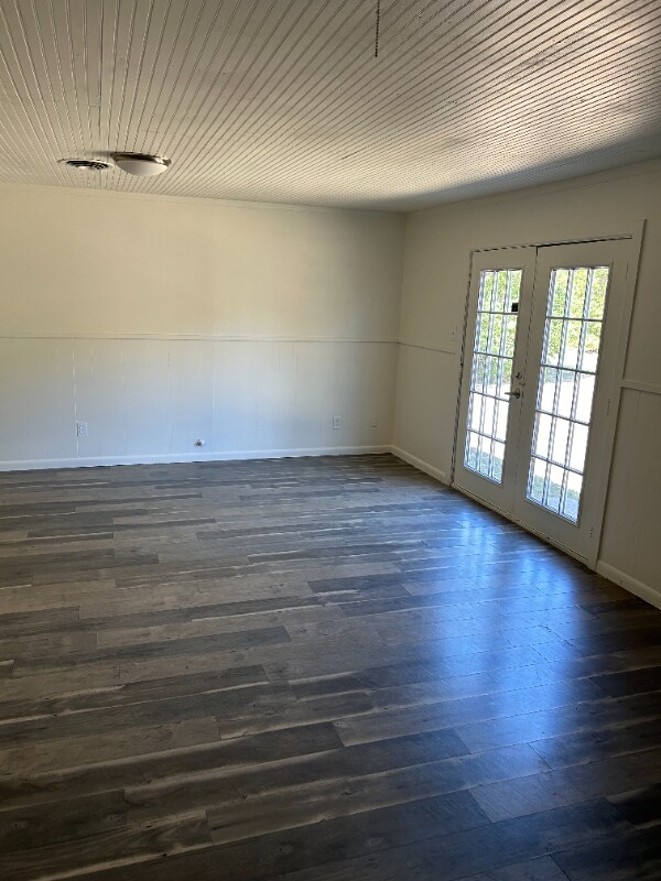 Building Photo - 712 N Wright Ave