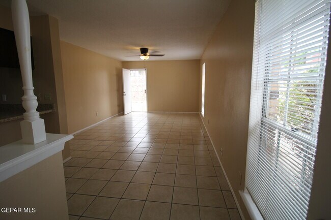 Building Photo - 3406 Moonlight Ave