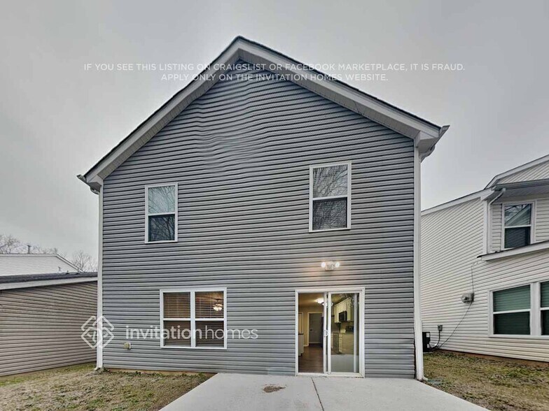 Building Photo - 1215 Pinehaven Ct