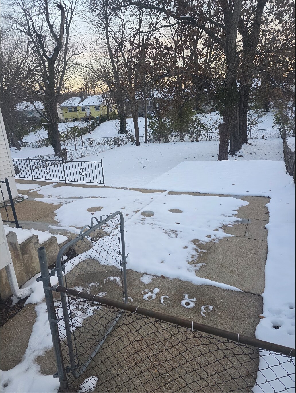 Building Photo - 336 Lanark Rd