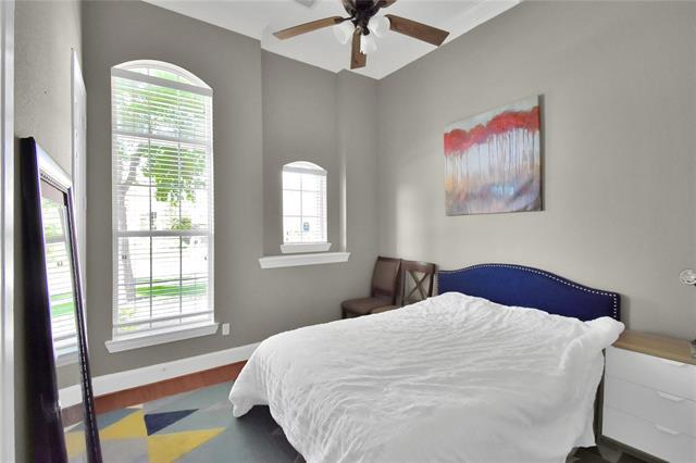 Building Photo - 3903 Johnson St