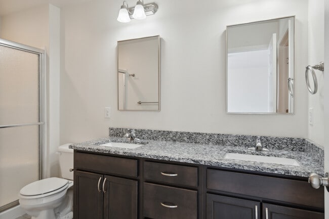 Building Photo - 1275 Exchange St