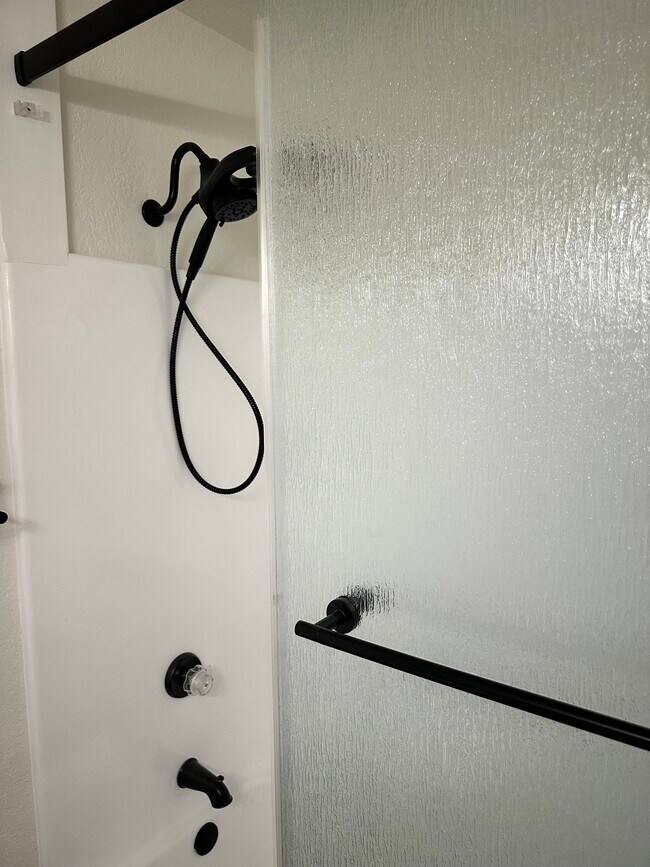 Building Photo - 510 S Adams St