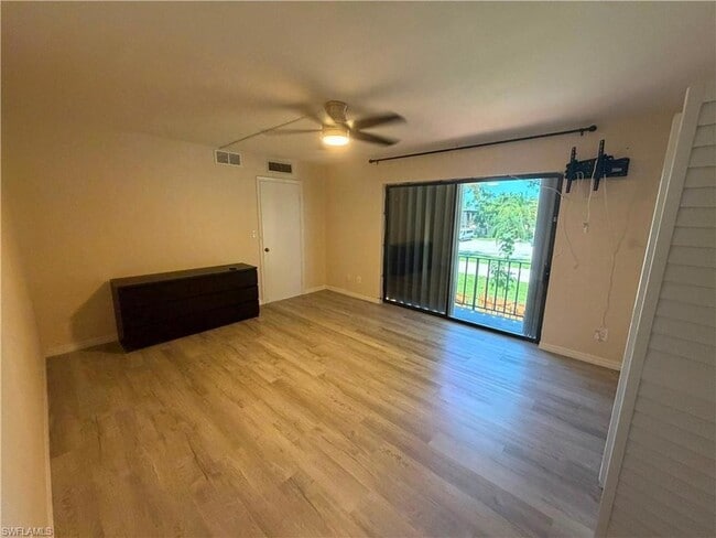 Building Photo - 5556 Malt Dr