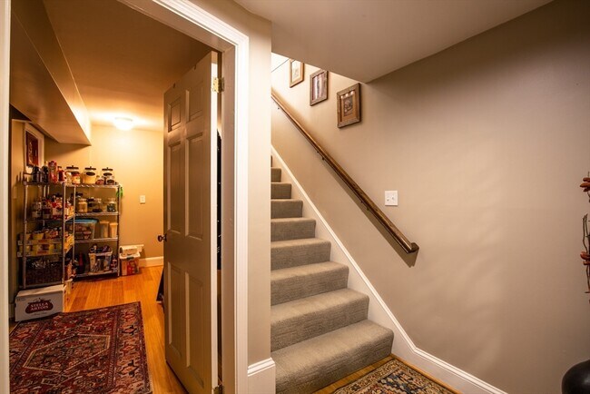 Building Photo - 1401 Great Pond Rd