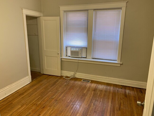 Building Photo - 3243 Delor St