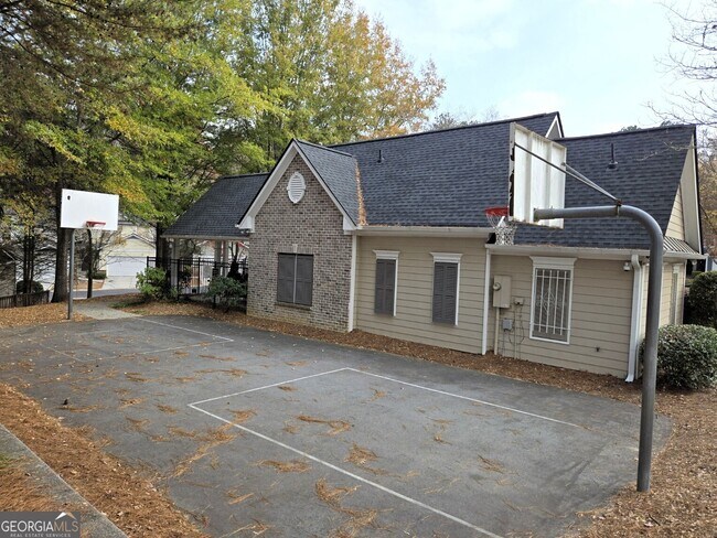 Building Photo - 2900 Suttles Dr SW