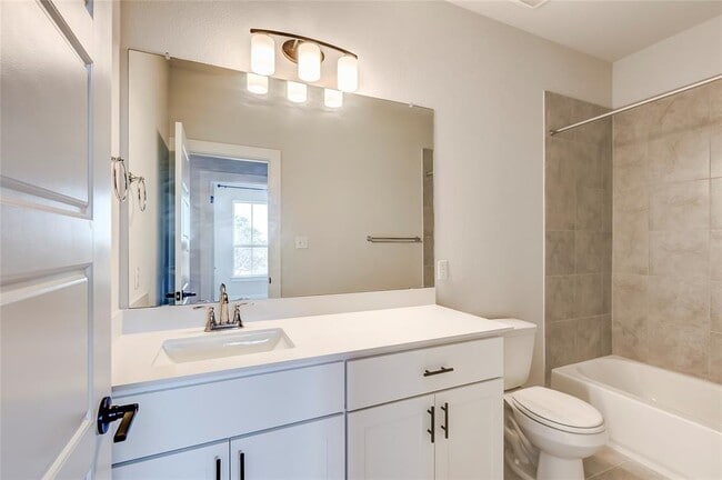 Building Photo - 129 Cotton Tree Ter