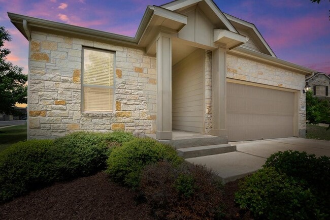 Building Photo - 10012 Epic Knoll Dr