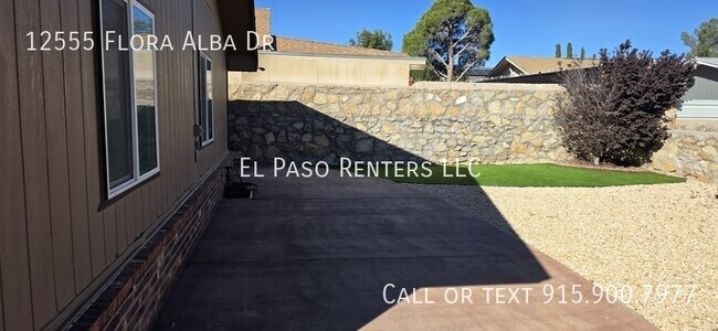 Building Photo - 12555 Flora Alba Dr