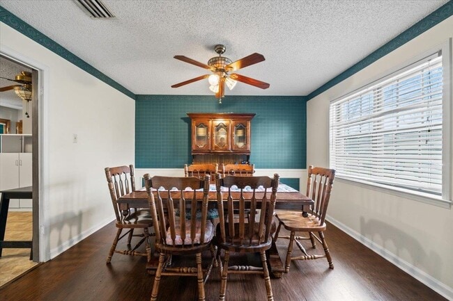 Building Photo - 676 Hermitage Trail