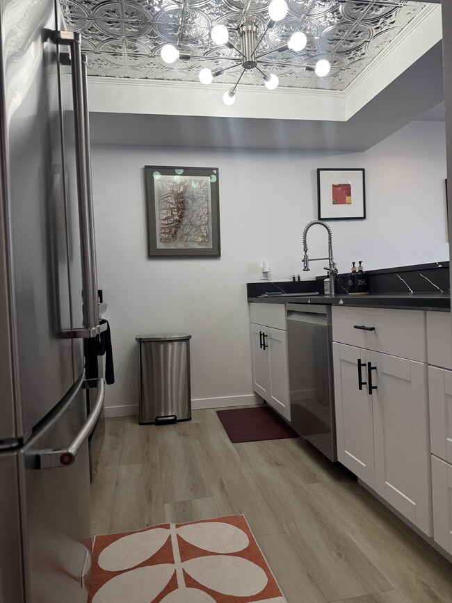 Building Photo - 115 S 1100 E