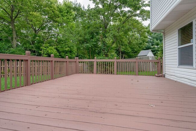 Building Photo - Great 4 Bedroom, 2.5 Bath Home in Fishers!