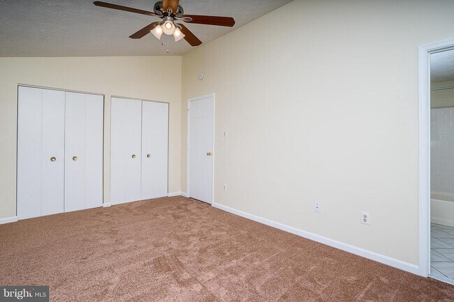 Building Photo - 7746 Patuxent Oak Ct