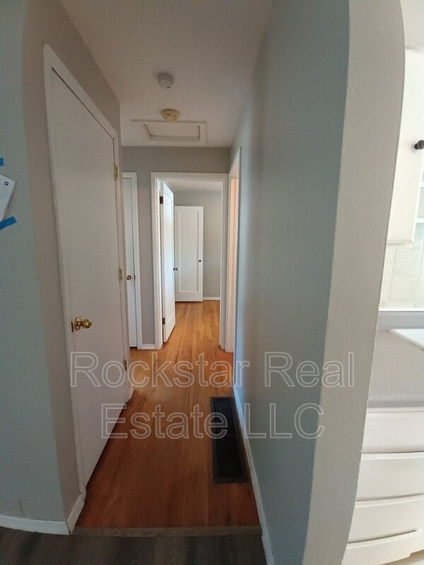 Building Photo - 6011 N Forest Blvd