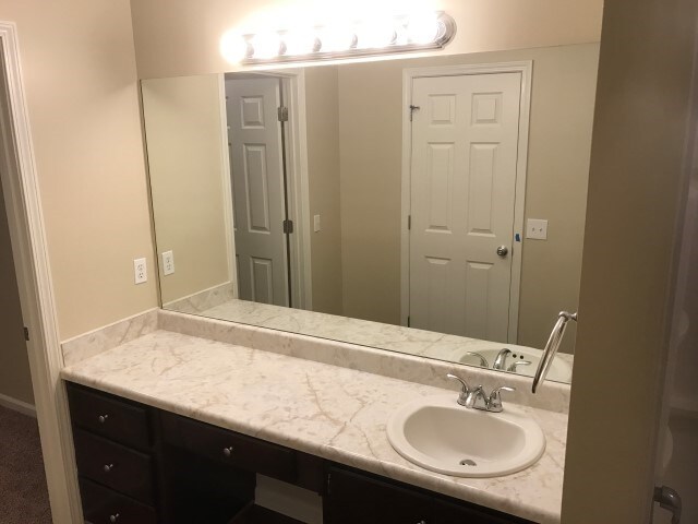 Building Photo - 18 Bluelake Blvd