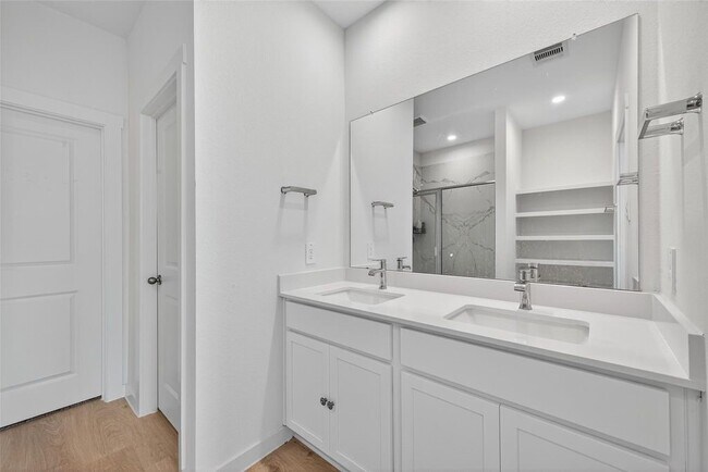 Building Photo - 30611 Castle Cove Dr