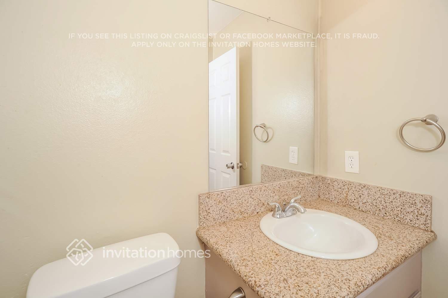 Building Photo - 12037 Reichling Ln