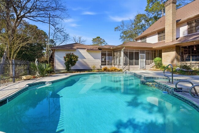 Building Photo - 3718 Wildwood Ridge Dr