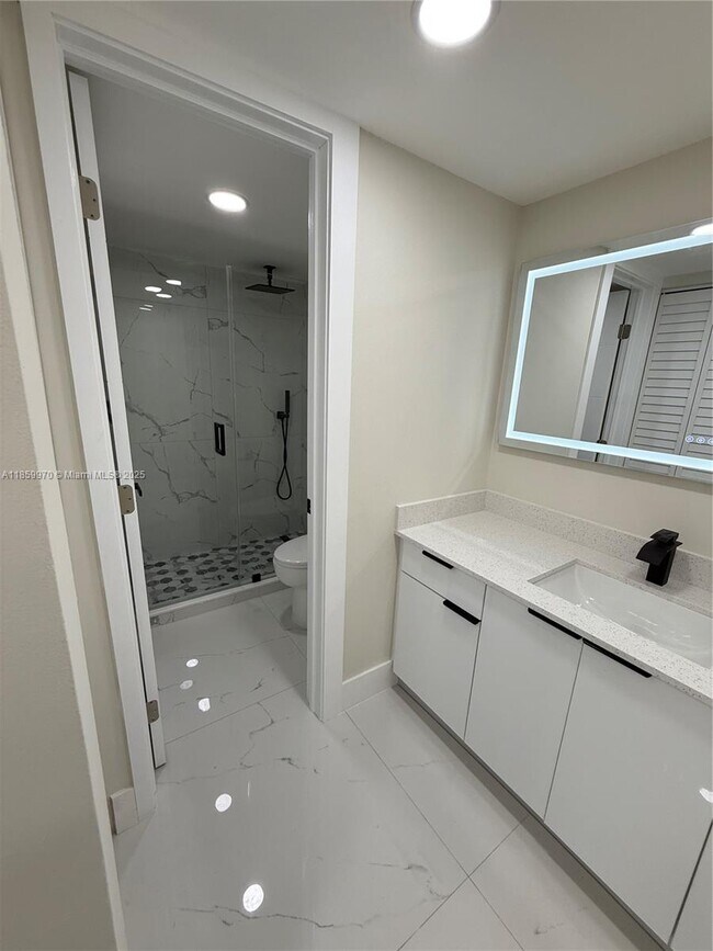 Building Photo - 8002 SW 149th Ave