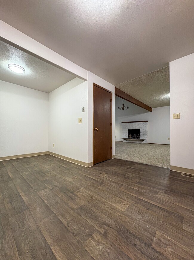 Building Photo - 4608 73rd St Ct E